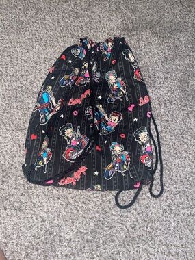 Betty Boop Black Drawstring Backpack with Multicolor Motifs